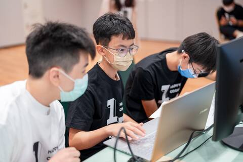 第 10 屆程式挑戰營 照片 30／65