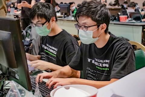 第 5 屆程式挑戰營 照片 9／22