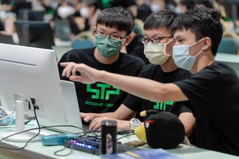 第 7 屆程式挑戰營 照片 3／28